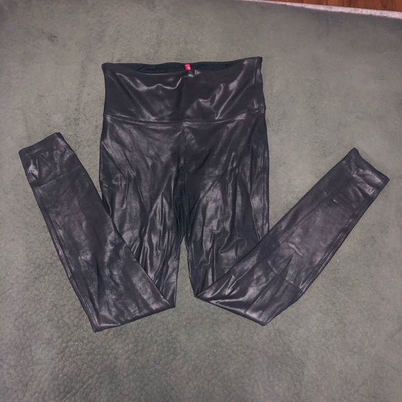 Black Faux Leather Leggings - Picture 2 of 4